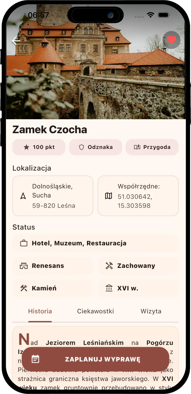 Karta zamku z historią, statusem i przyciskiem planowania wyprawy